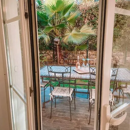 Apartment De Standing Avec Jardin