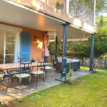 De Standing Avec Jardin